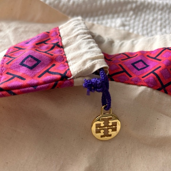 Tory Burch Thea Light Pink Rounded Double Purse - Picture 10 of 11